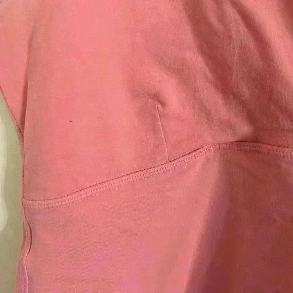 Lululemon Surpus V neck Athletic Top with Built in Bra Size 2 - Picture 4 of 8